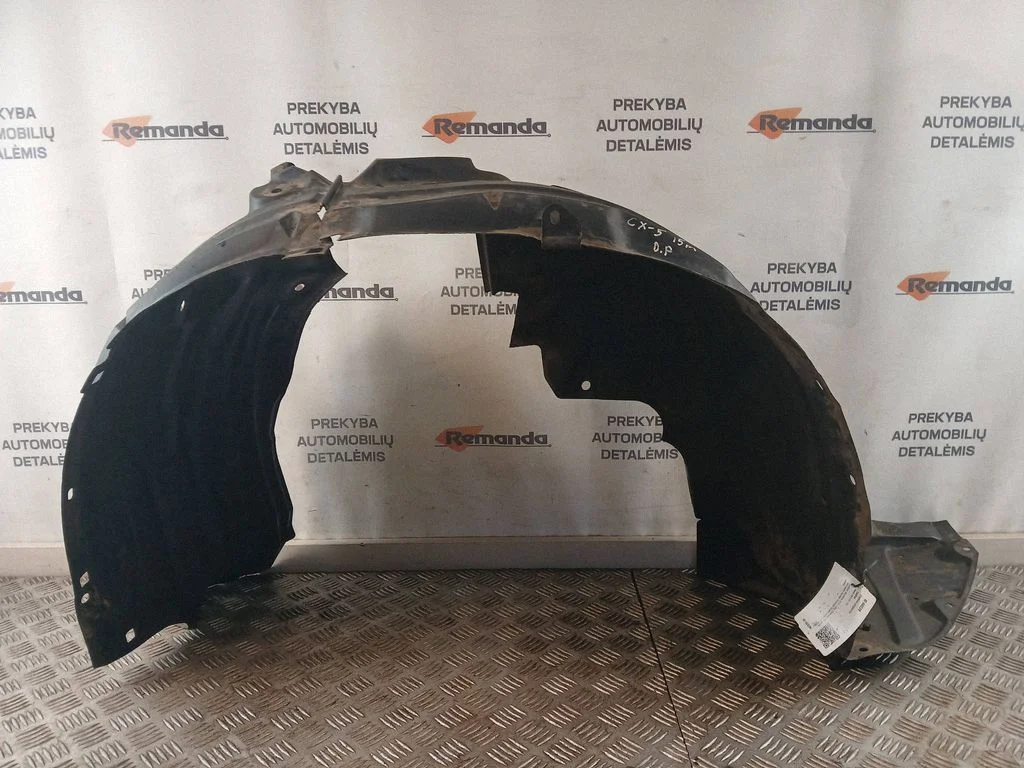 Priekšējais riteņa arkas dubļusargs – Mazda CX-5 (2012-2017)