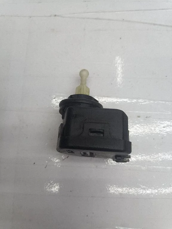 Headlight level adjustment motor 1J0941295C