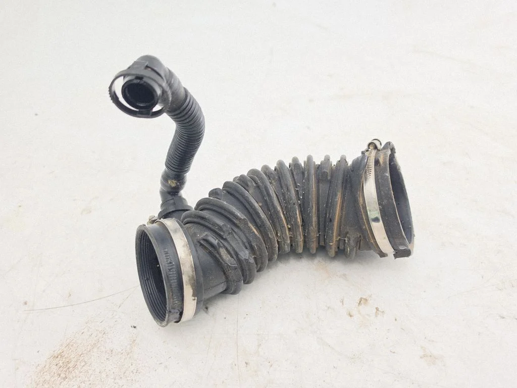 Turbo air intake inlet pipe/hose 3Q0129656J