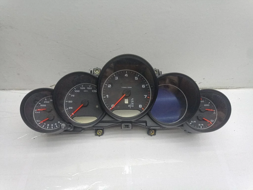 Speedometer (instrument cluster) – Porsche Cayenne (92A) (2010-2017)