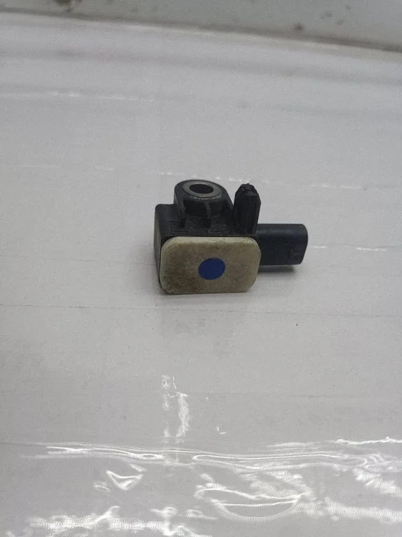 Airbag deployment crash/impact sensor 7P0959651
