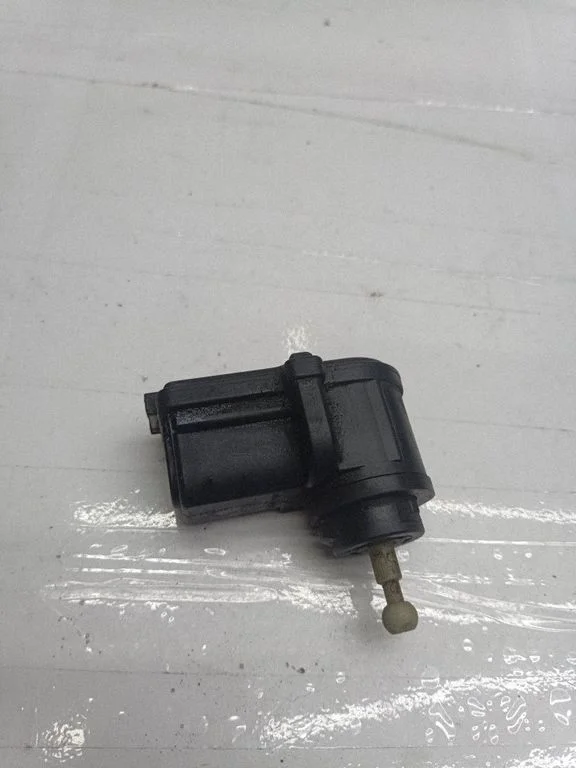 Lukturu augstuma regulēšanas motoriņš – Seat Ibiza II (6k) (1993-1999)