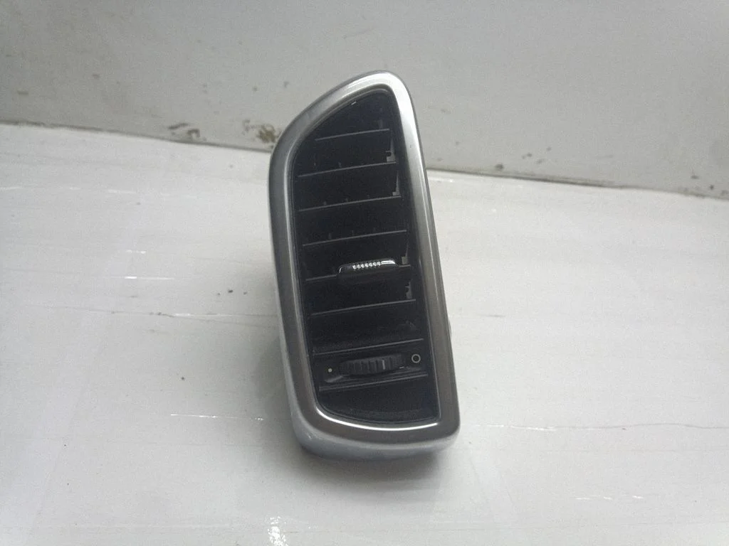 Dashboard side air vent grill/cover trim 4590022101