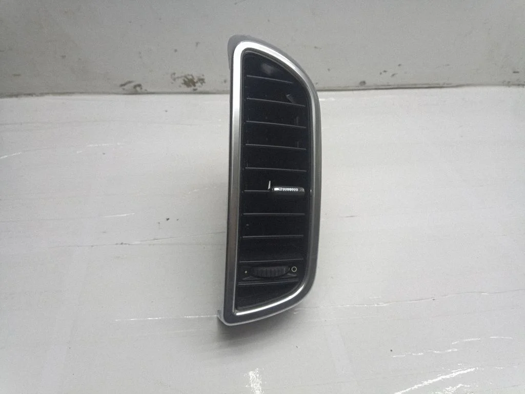 Dash center air vent grill 4590022602