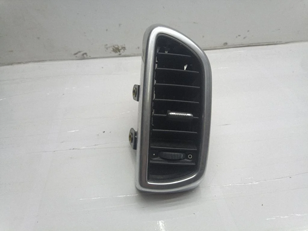 Dashboard side air vent grill/cover trim 4590022001