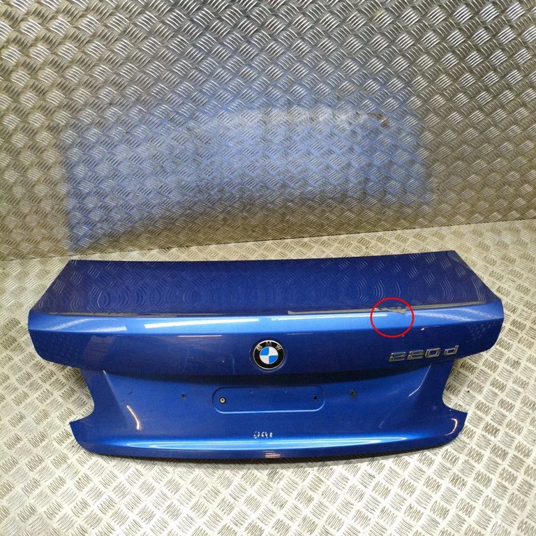 Aizmugurējais vāks (bagāžnieka) 7335376