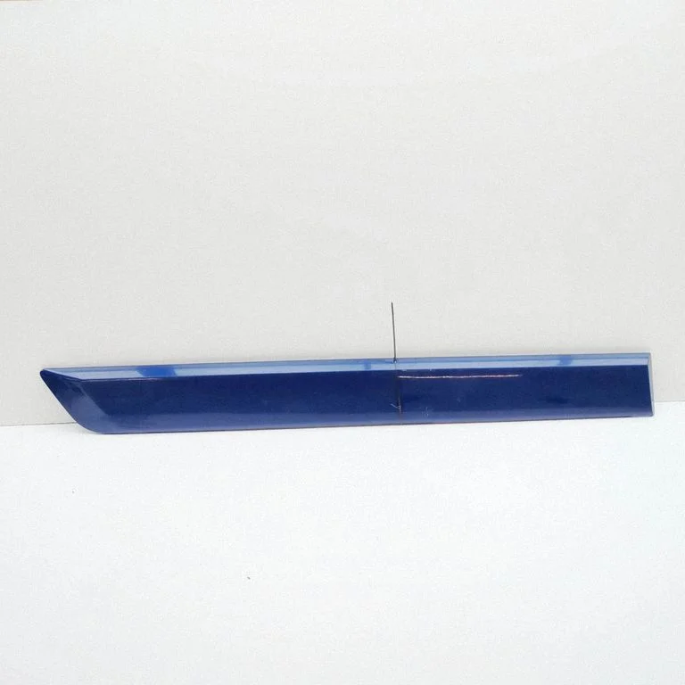 Tagumise poritiiva liist BK2129076BBW