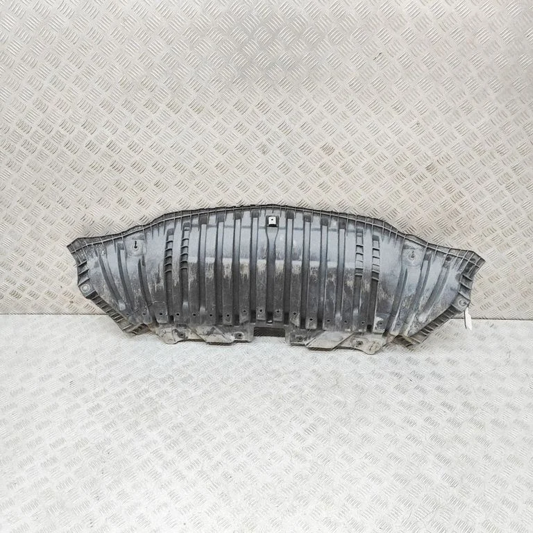 Engine splash shield/under tray A2055200100