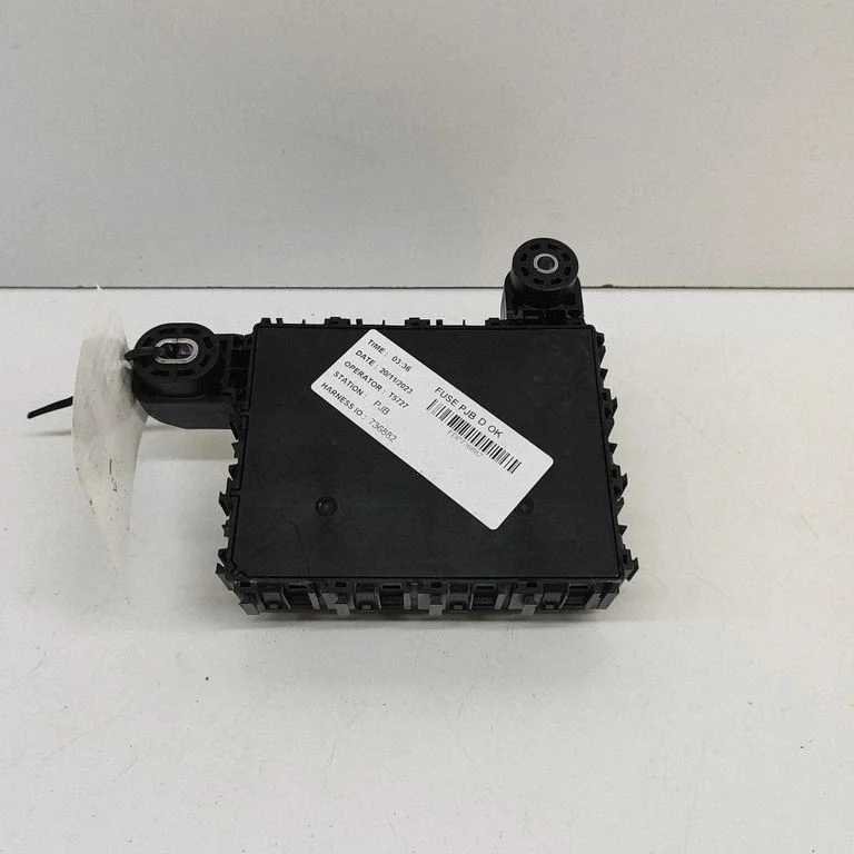 Drošinātāju bloks R8E214A073AA