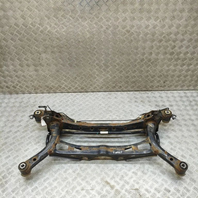 Tagumine abiraam 5Q0511305BA