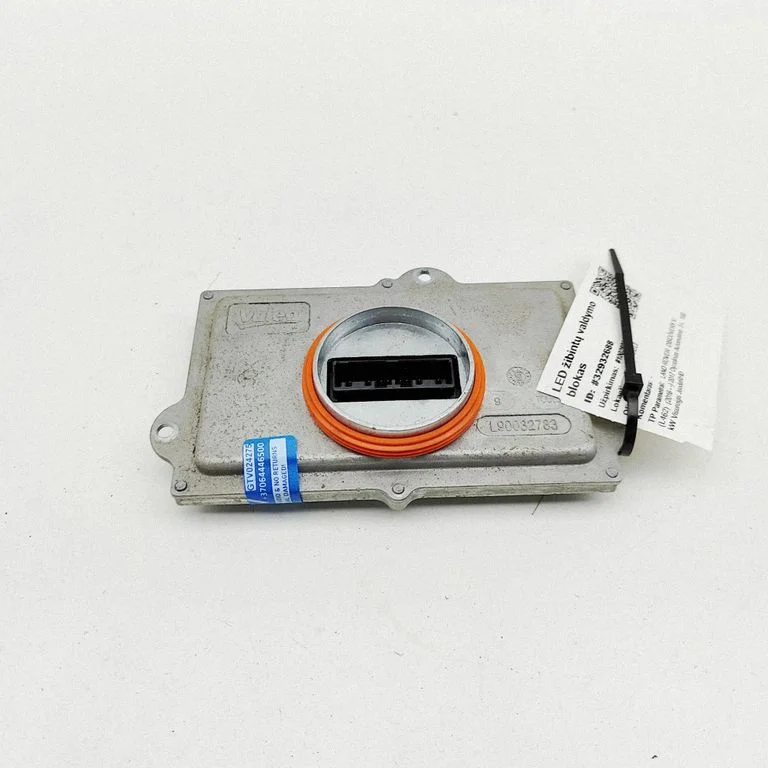 LED ballast control module HY3213B626BA