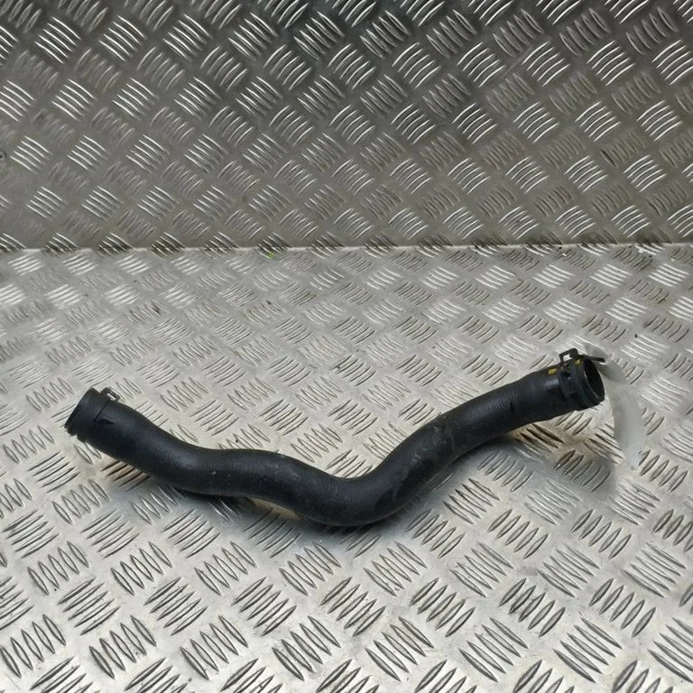 Engine coolant pipe/hose – Mazda CX-60 (2022-)