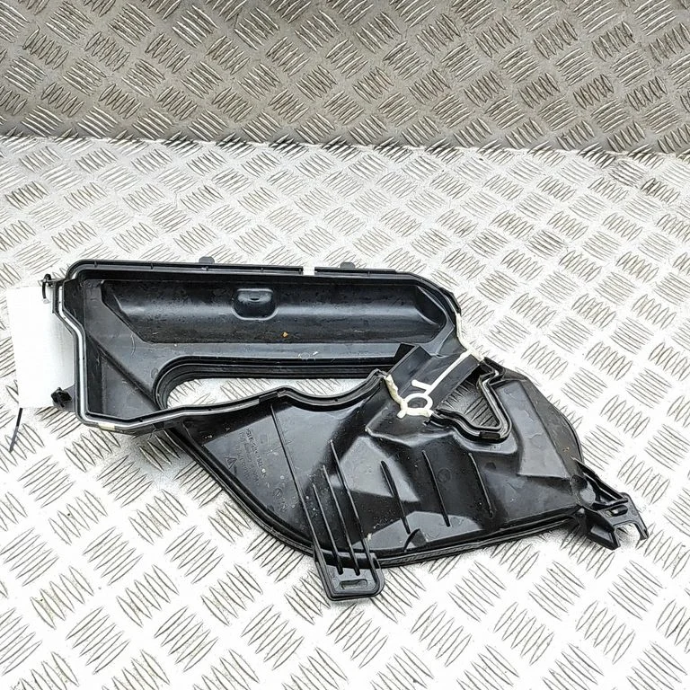 Other body part – Porsche Taycan 9J1 (2019-)