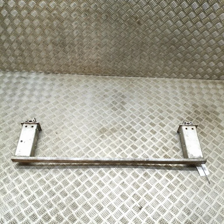 Front bumper cross member 31387309