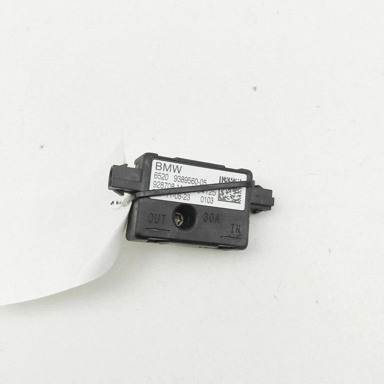 Aerial antenna amplifier – BMW X3 G01 (2018-2024)