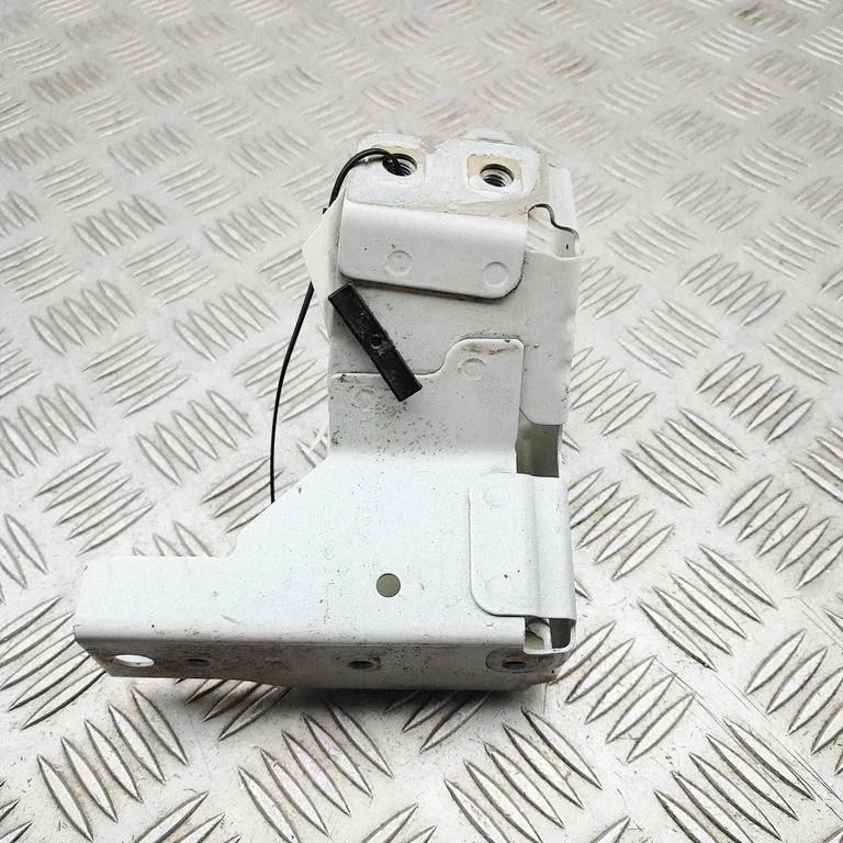 Priekšējā luktura stiprinājums 10A803714