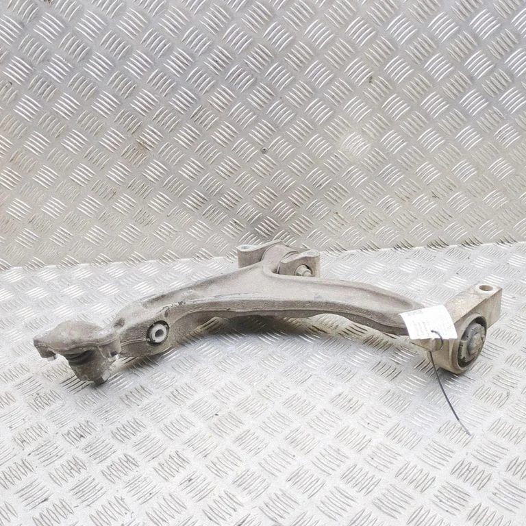 Front lower control arm/wishbone 32370928