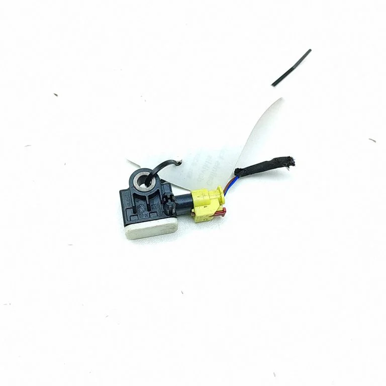 Drošības spilvenu trieciena sensors – Porsche Taycan 9J1 (2019-)