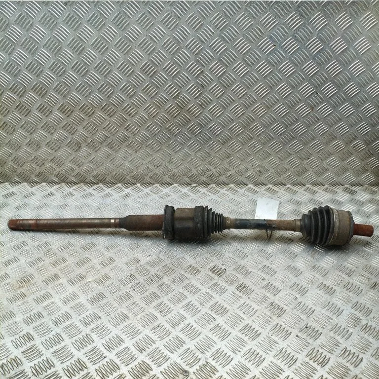 Front driveshaft 31437649