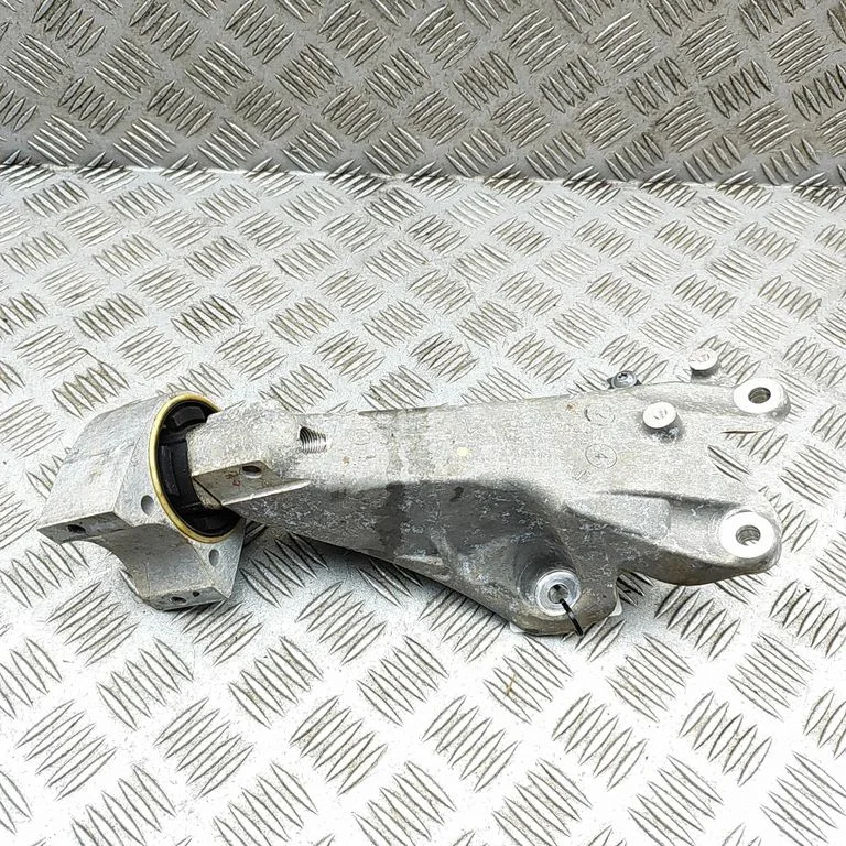 Engine mount bracket 9J1199208D