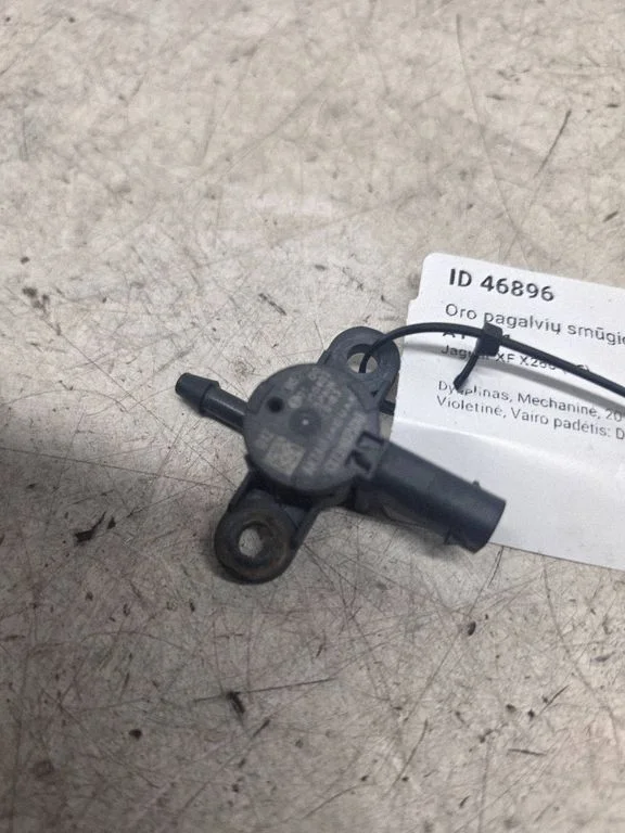 Airbag deployment crash/impact sensor – Jaguar XF X260 (2015-)