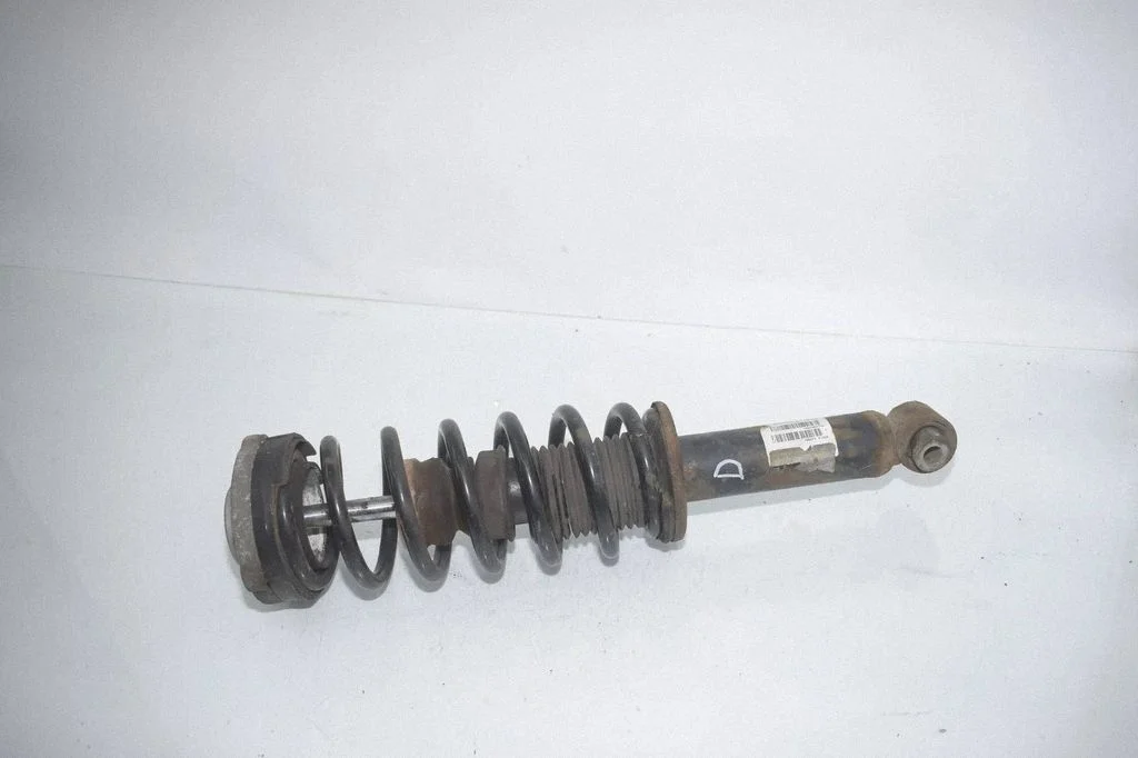 Rear shock absorber/damper 6796317