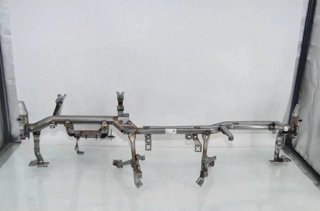 Armatuurlaua ristraam – BMW 3-seeria G20 G21 (2019-)