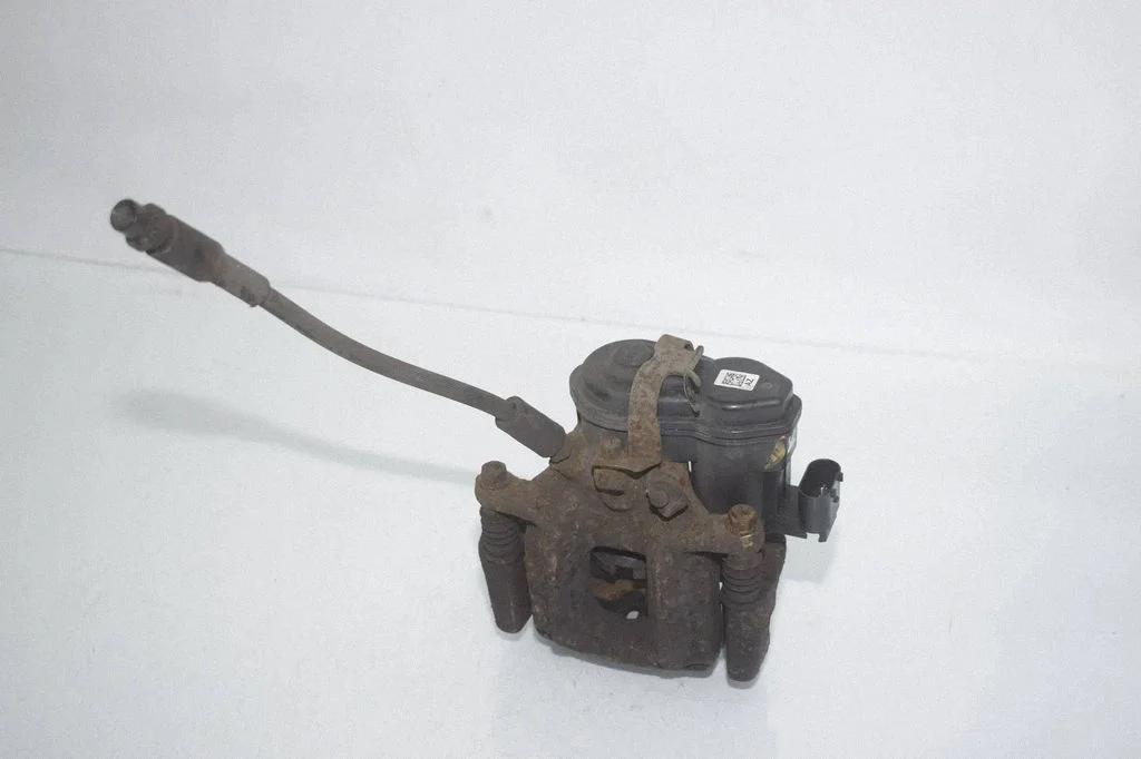 Rear brake caliper – BMW X3 F25 (2010-2017)