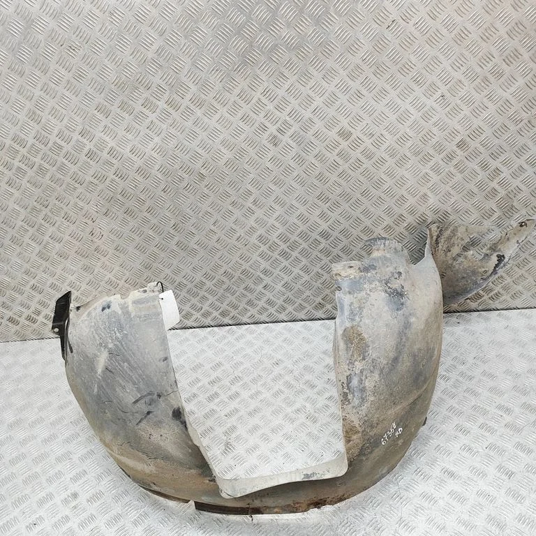 Front wheel arch liner splash guards 7H0809962B