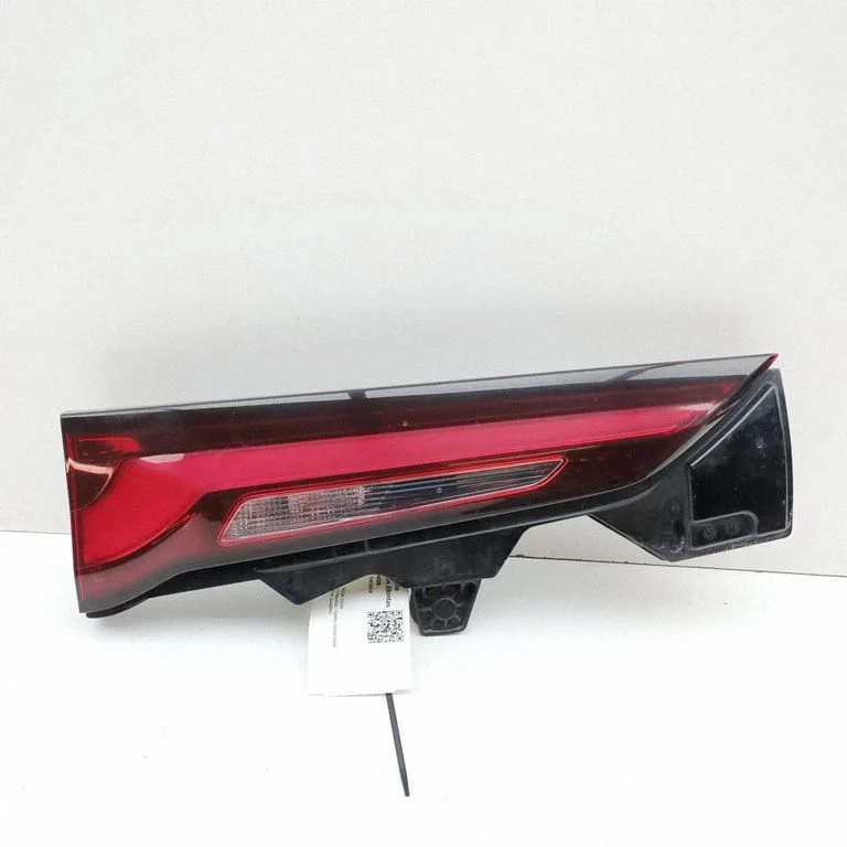 Tagatuli luugil KR9E513G0 – Mazda CX-60 (2022-)
