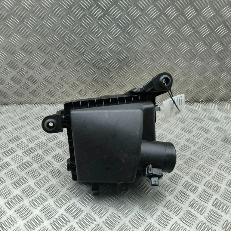 Õhufiltri korpus PXFV133AX – Mazda CX-60 (2022-)