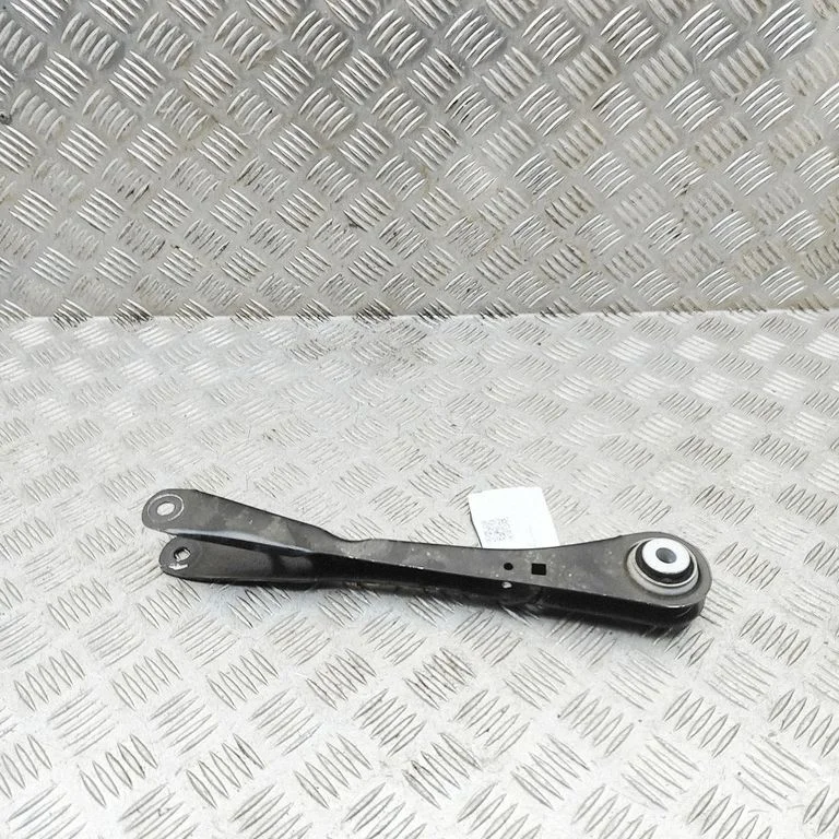 Wahacz tylny górny 6871023
