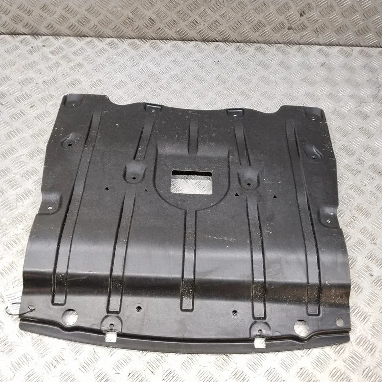 Engine splash shield/under tray – BMW X3 G01 (2018-2024)