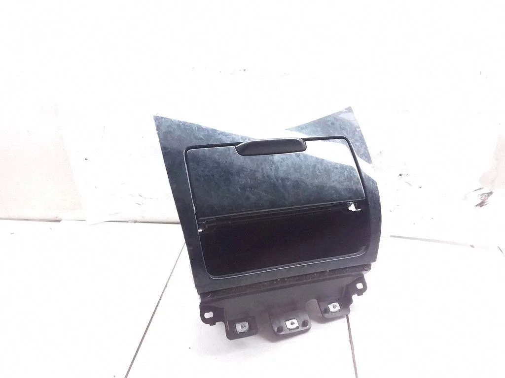 Glove box central console