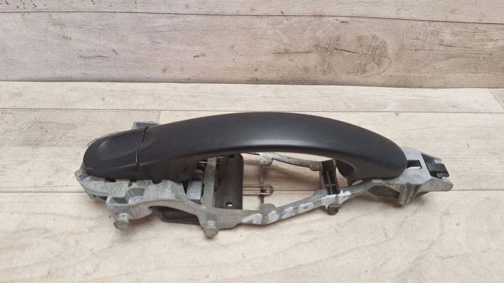 Front door exterior handle 5J0837886C
