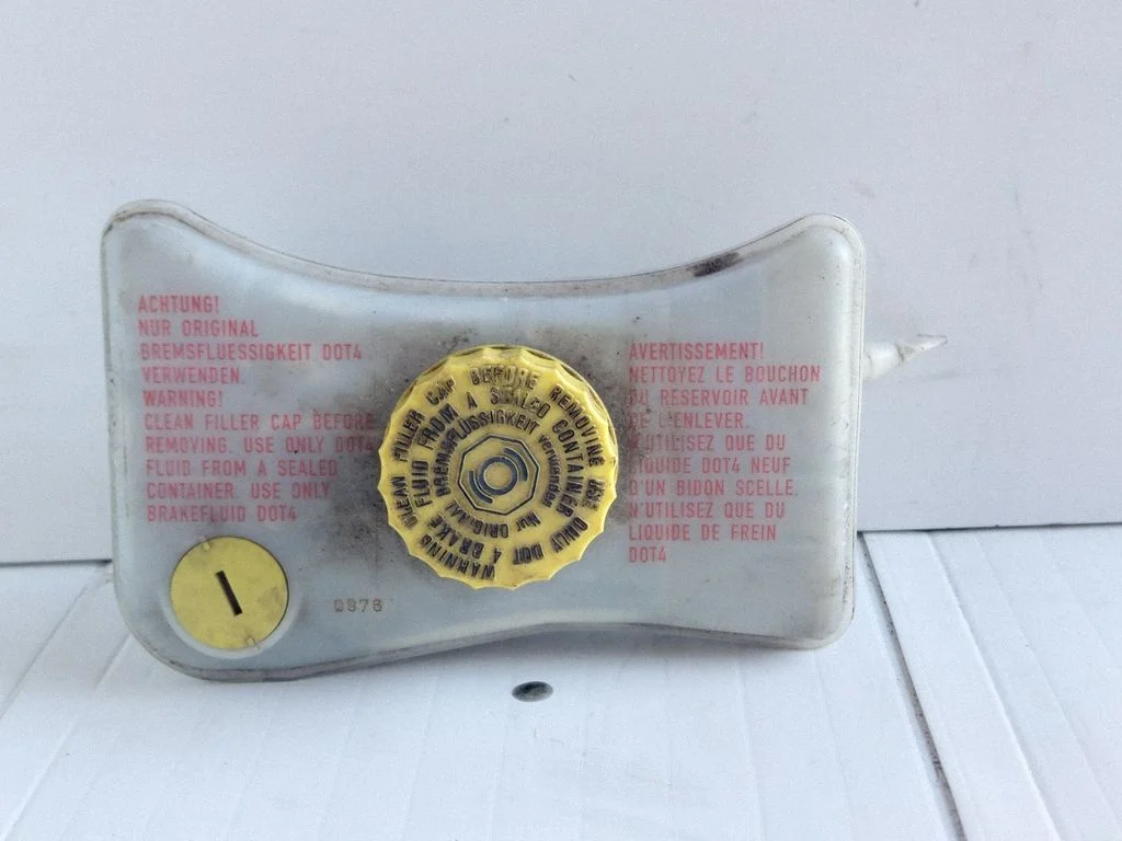 Brake fluid reservoir – Audi A6 Allroad C6 (2006-2011)