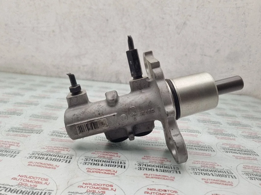 Master brake cylinder – Volkswagen Passat B5 (1997-2000)
