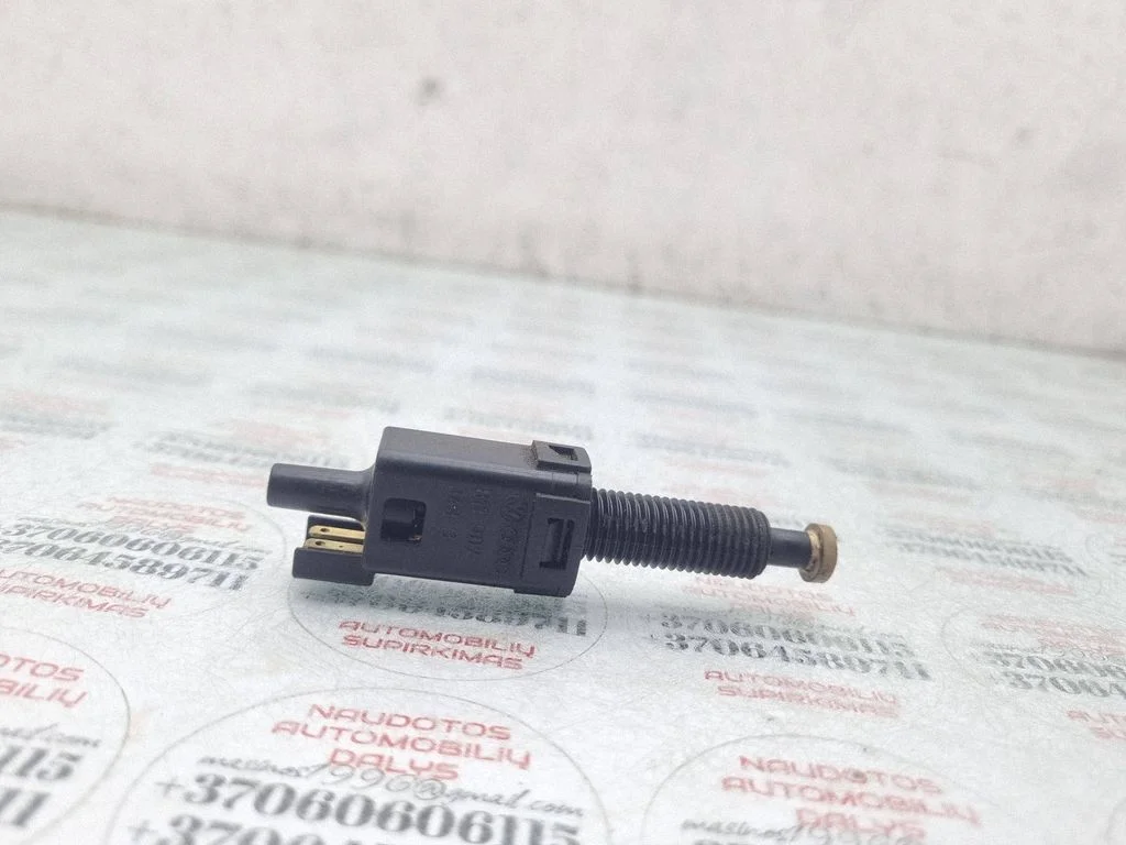 Bremžu pedāļa sensors 811907343B