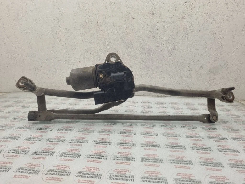 Front wiper linkage and motor 4F1955119
