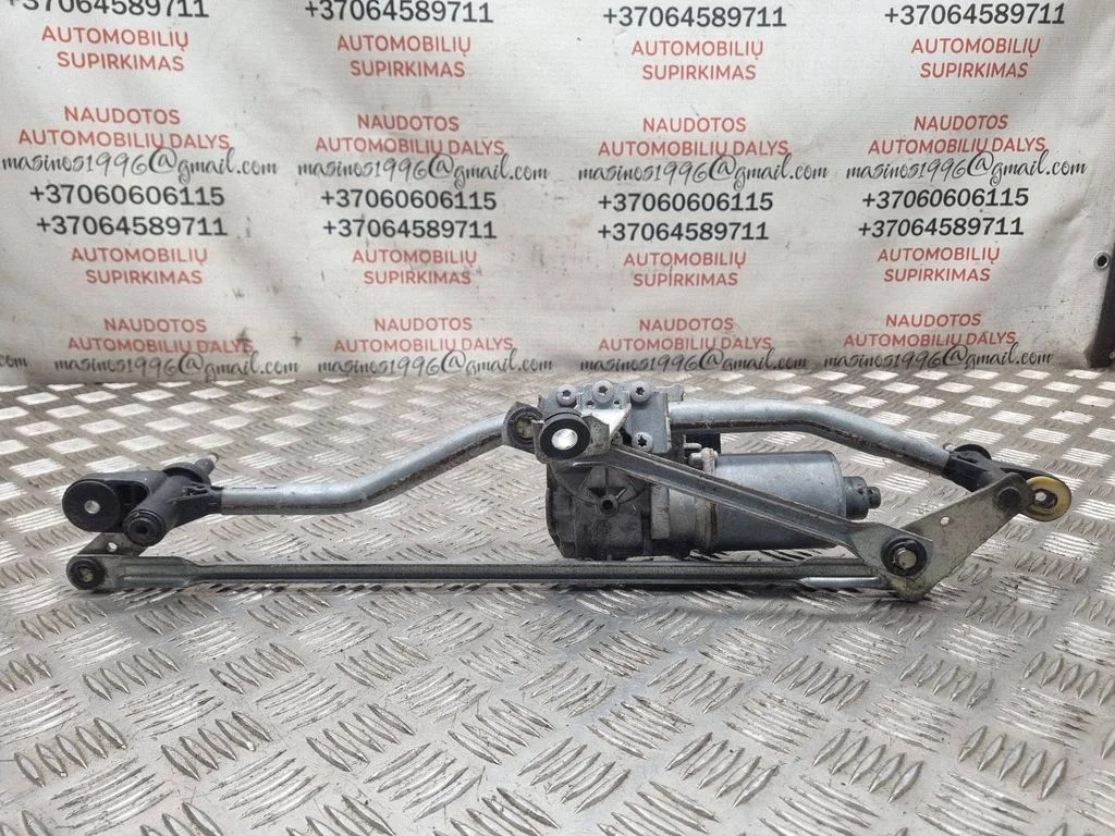 Kojameeste mehhanismi komplekt 8K1955119A