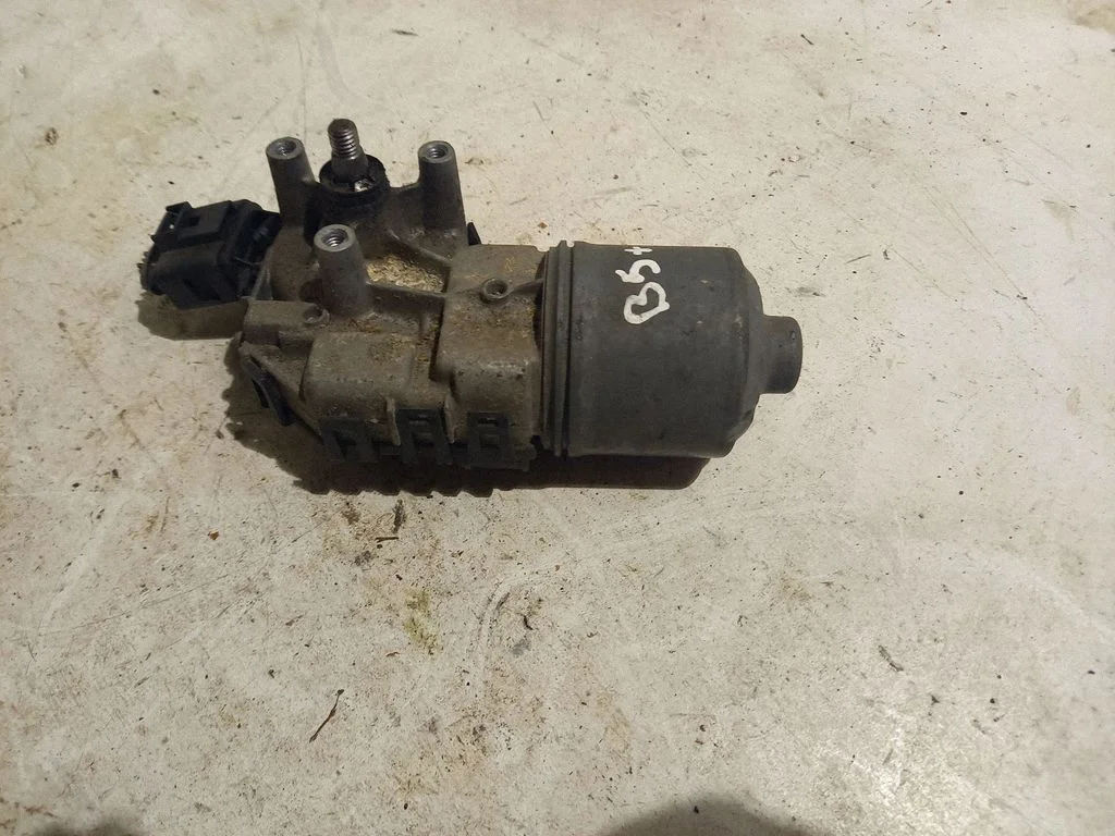 Kojameeste mootor 3B2955119B
