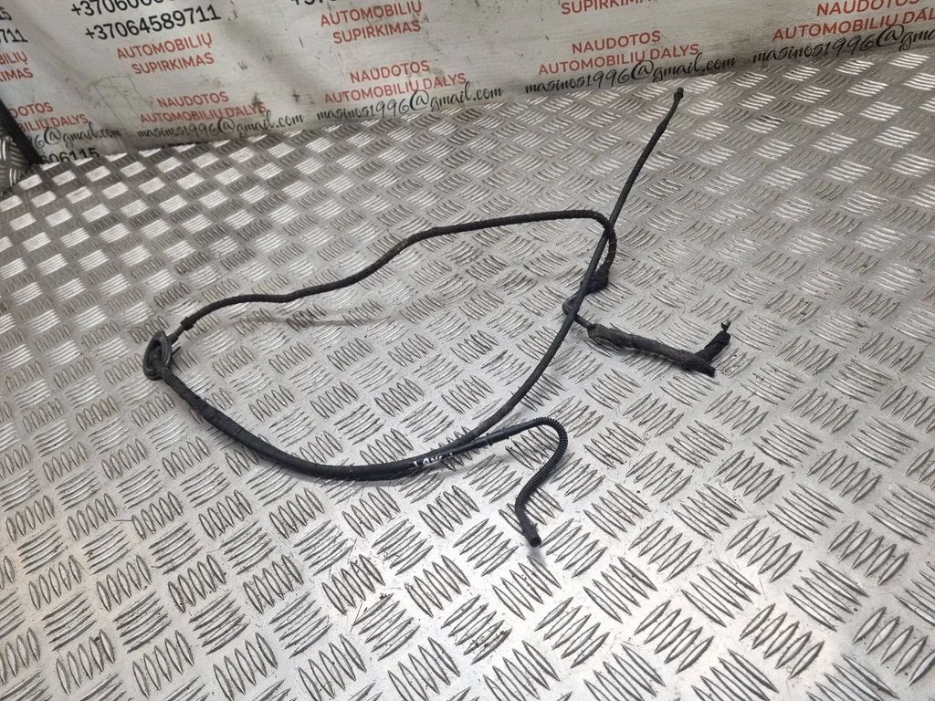 Windshield washer fluid hose – Volkswagen Golf IV (1998-2005)