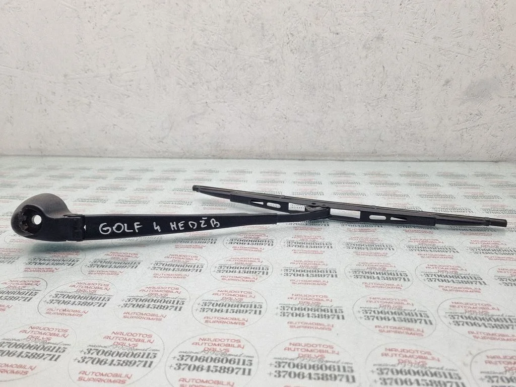 Rear wiper blade arm – Volkswagen Golf IV (1998-2005)