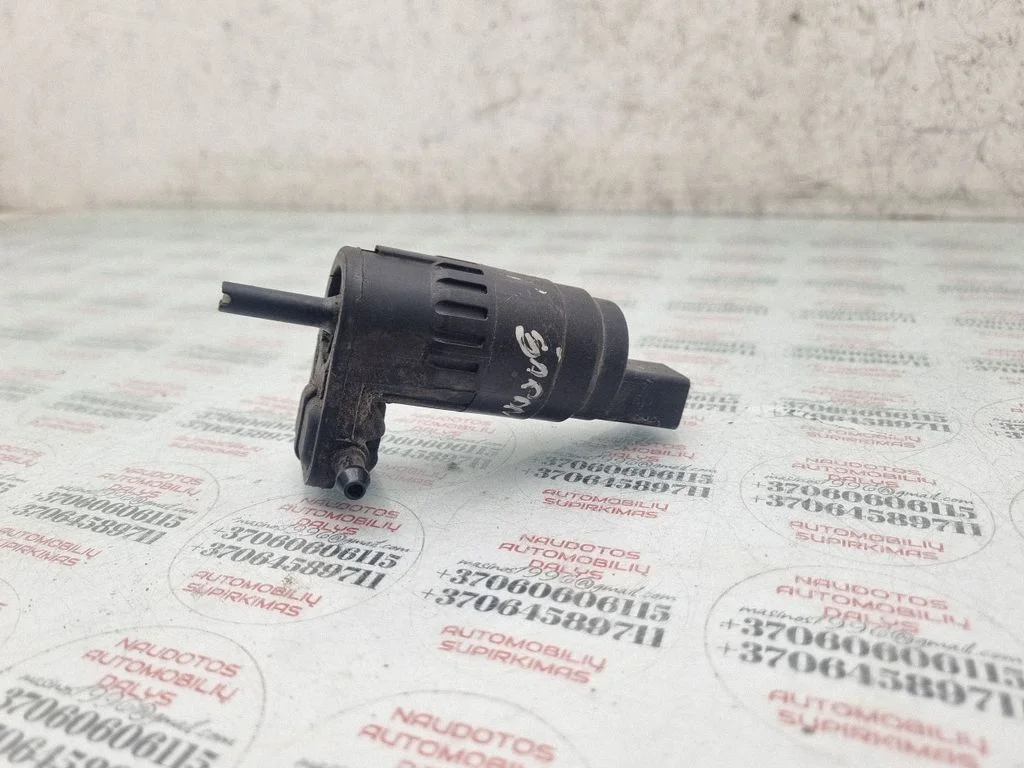 Klaasipesuvedeliku pump (klaaside) 1T0955651A