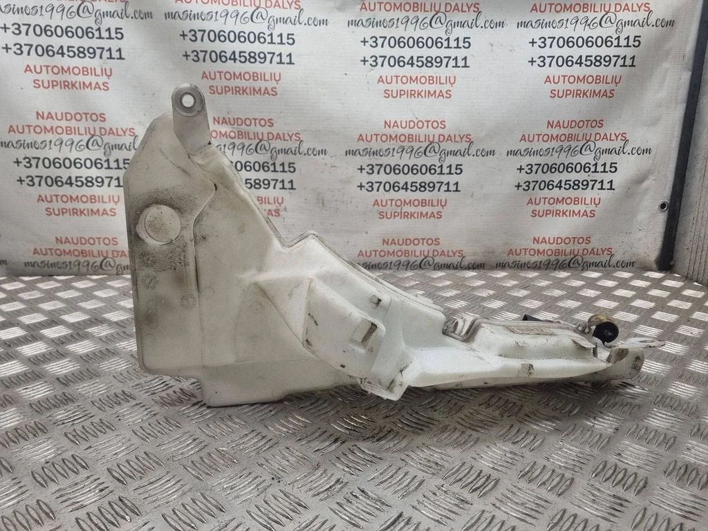Windshield washer fluid reservoir/tank 4F0955453