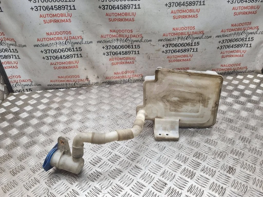 Klaasipesuvedeliku paak 1K0955453Q