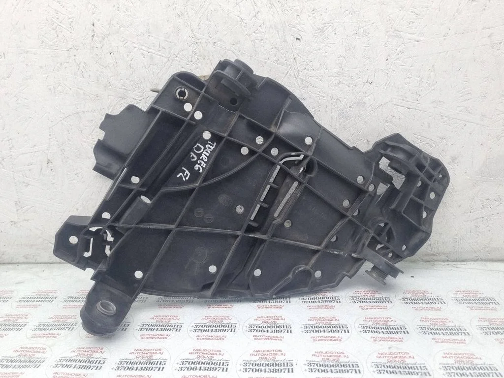 Headlight/headlamp mounting bracket 16464600