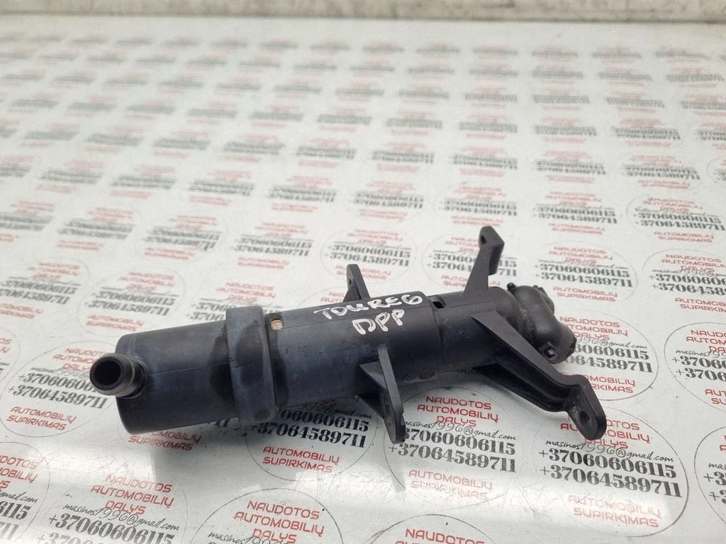Headlight washer spray nozzle 7L6955978