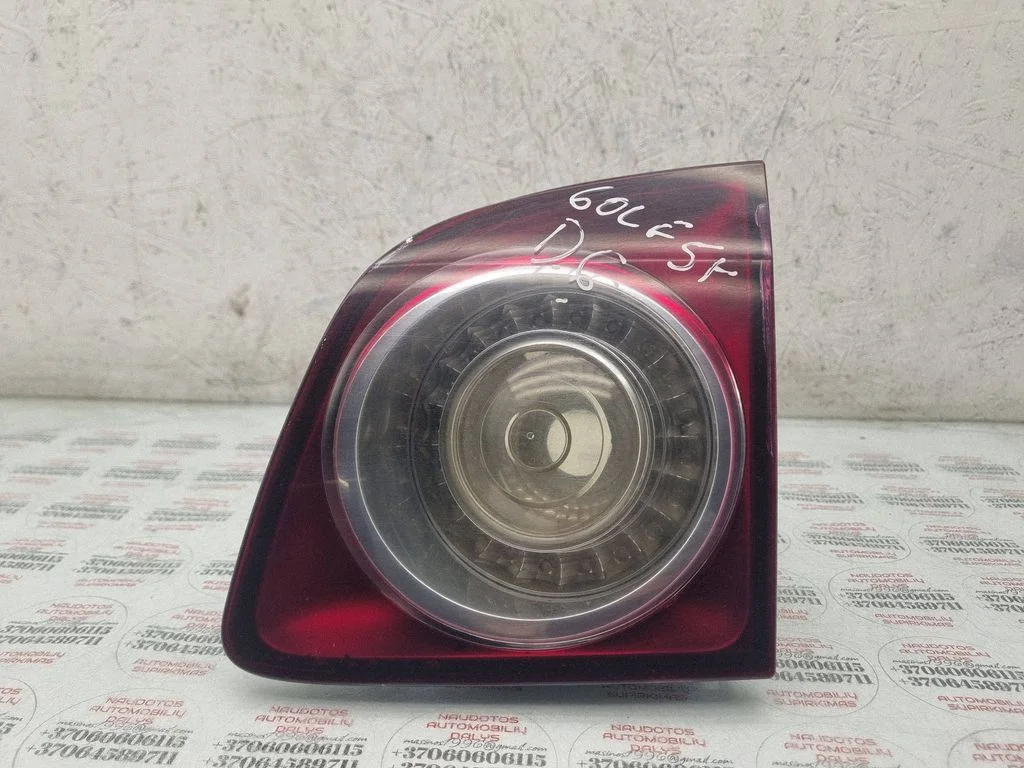 Tailgate rear/tail lights 5M0945094D