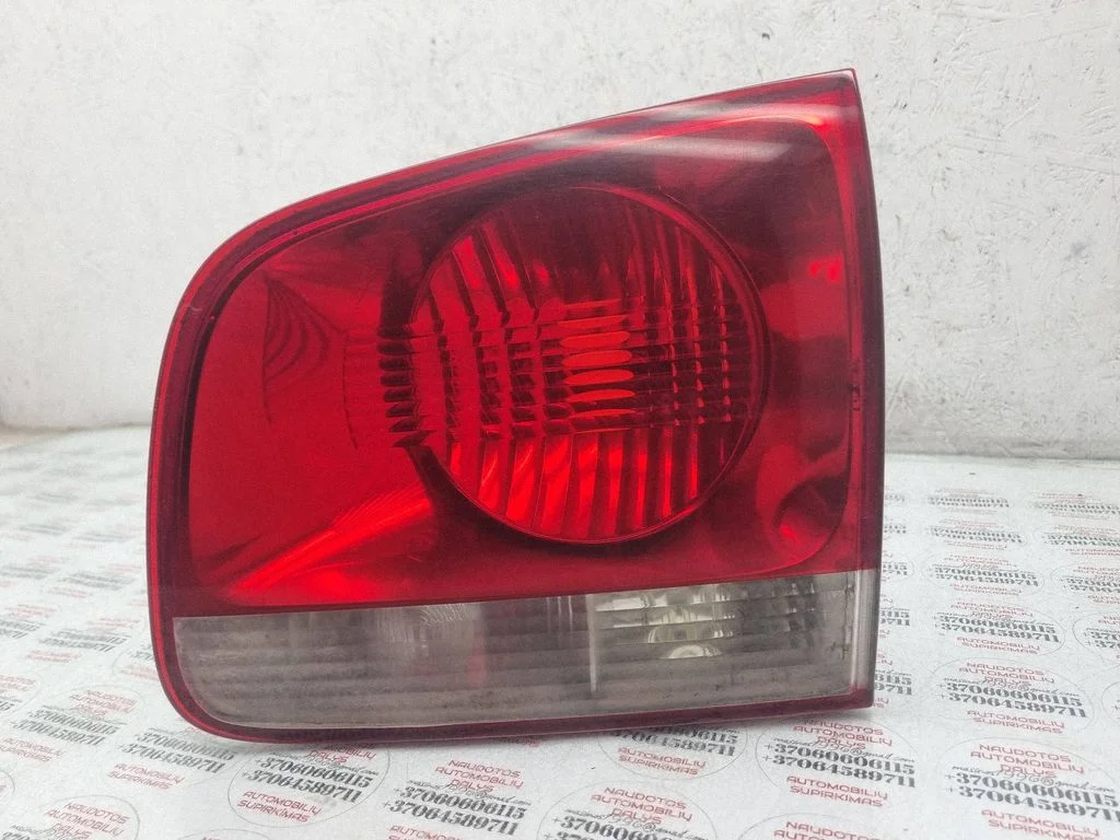Tailgate rear/tail lights 7L6945094H